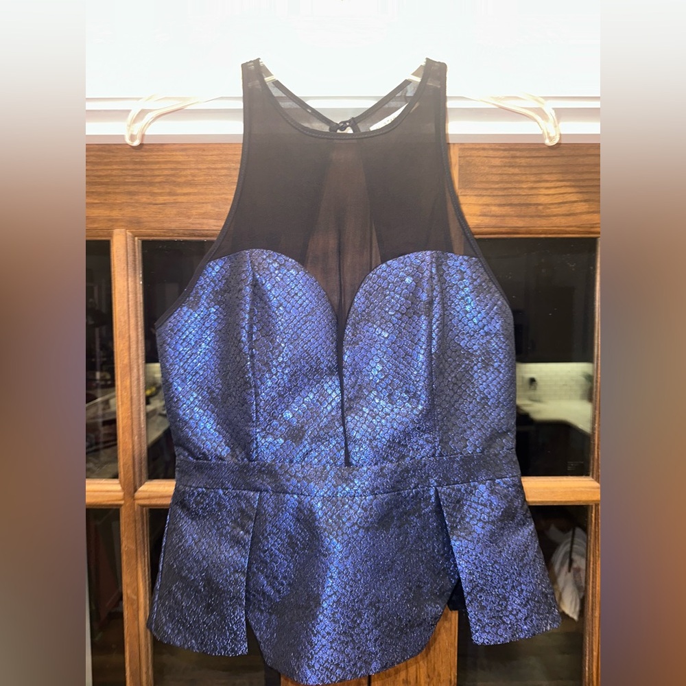 EUC‎ Mustard Seed Size Medium Elegant Blue Sleeveless Top - Picture 5 of 7